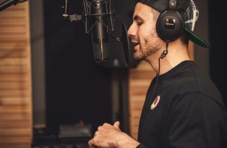 Podcasting as an Online Business Model